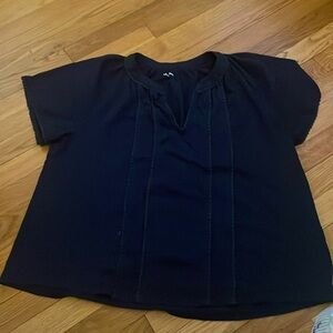 Lands End Navy Top Size XL